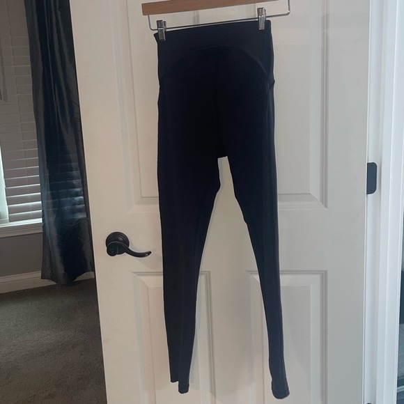 Lululemon Power Within Super High-Rise Pant 28"
Black 2020 W5CORS $118 Everlux 6 - Picture 4 of 9